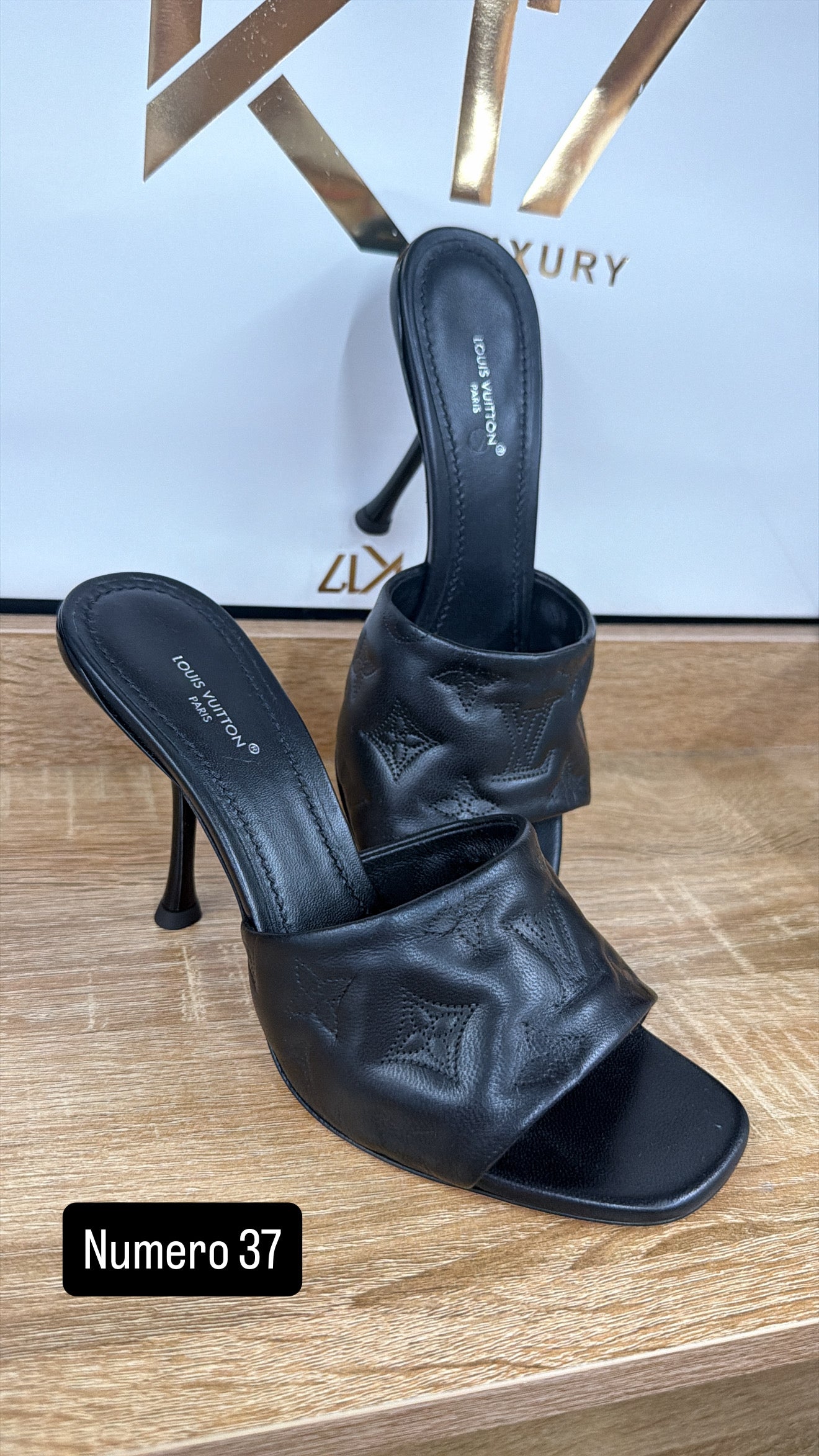 Tacco Louis Vuitton black