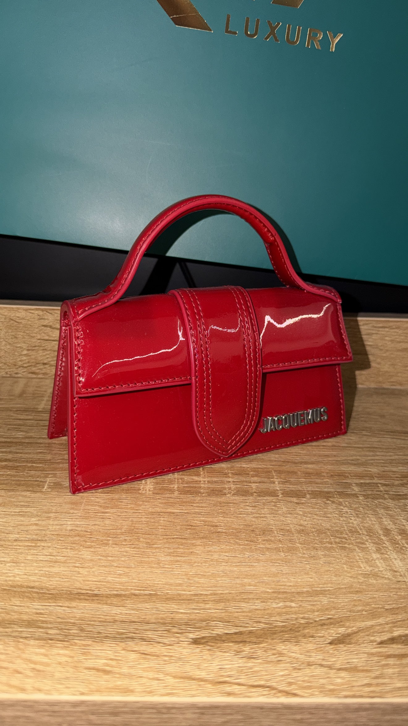 Jacquemus rossa usata
