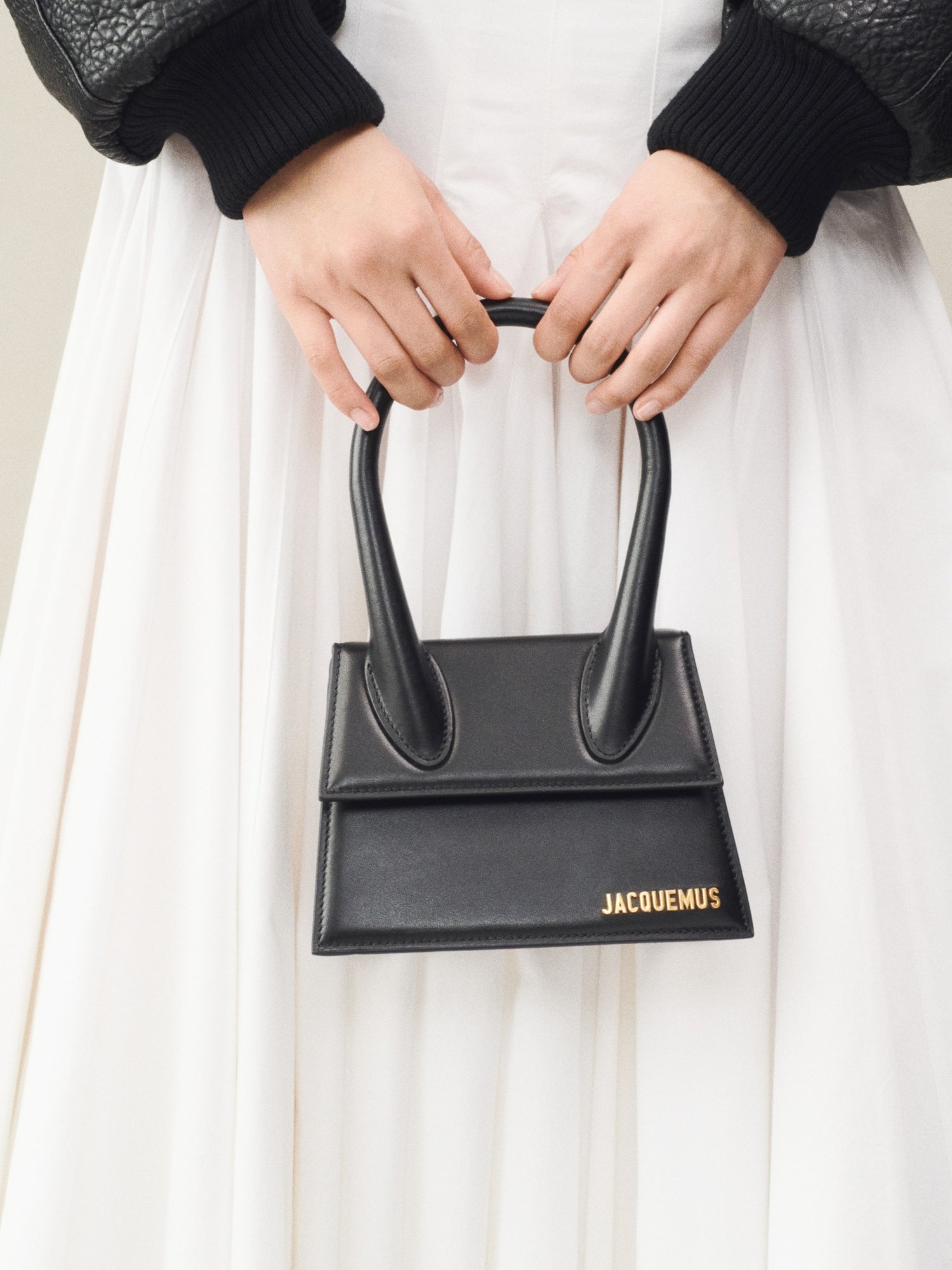 Jacquemus chiquito black